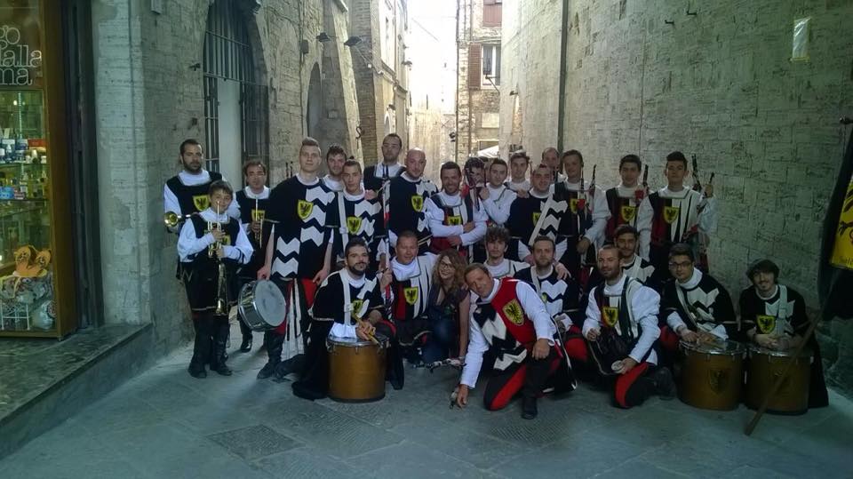 11204929_377738412411728_4226763260531712071_n