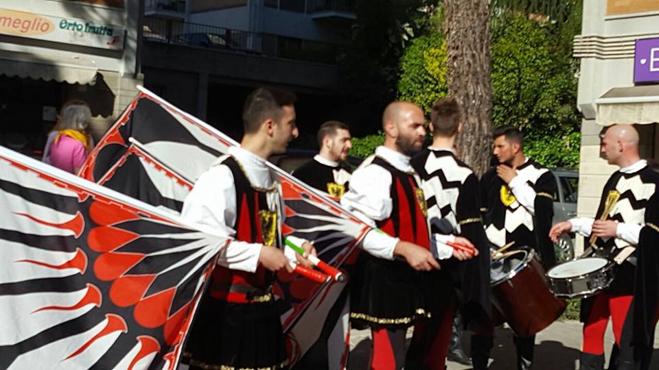 18766010_657614591090774_3365432741429522612_n