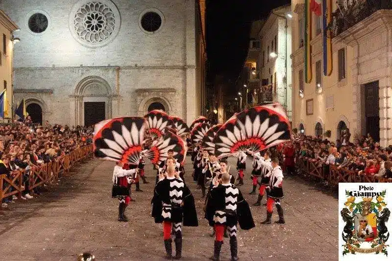 1920565_235942079924696_878898496_n