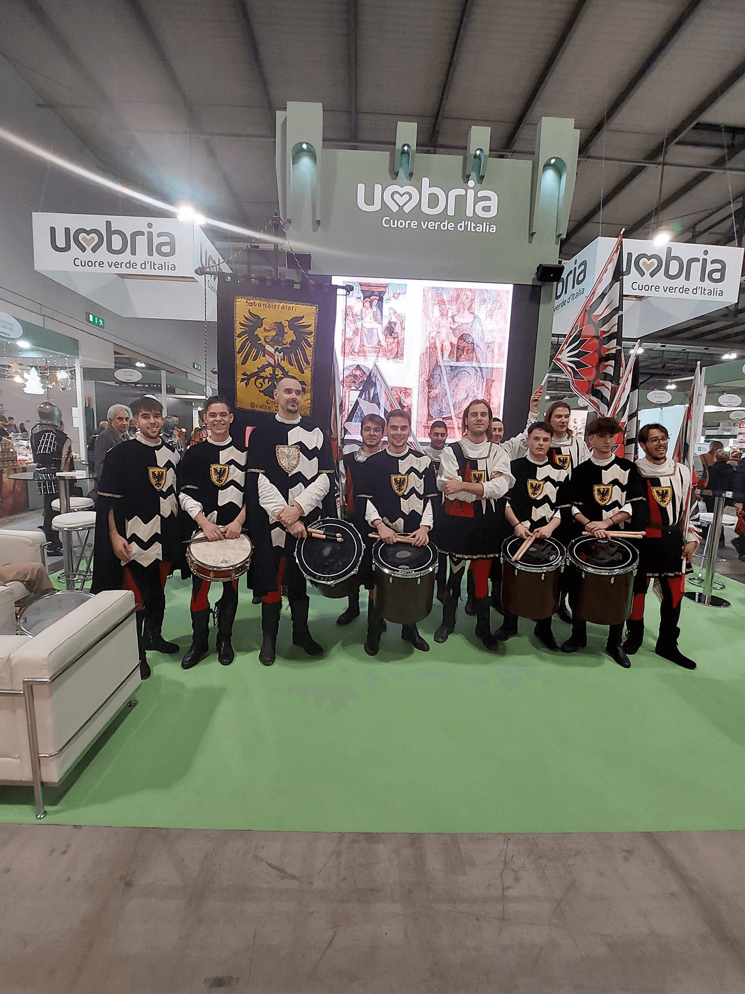 318122653_232000525824481_246942792477166012_n