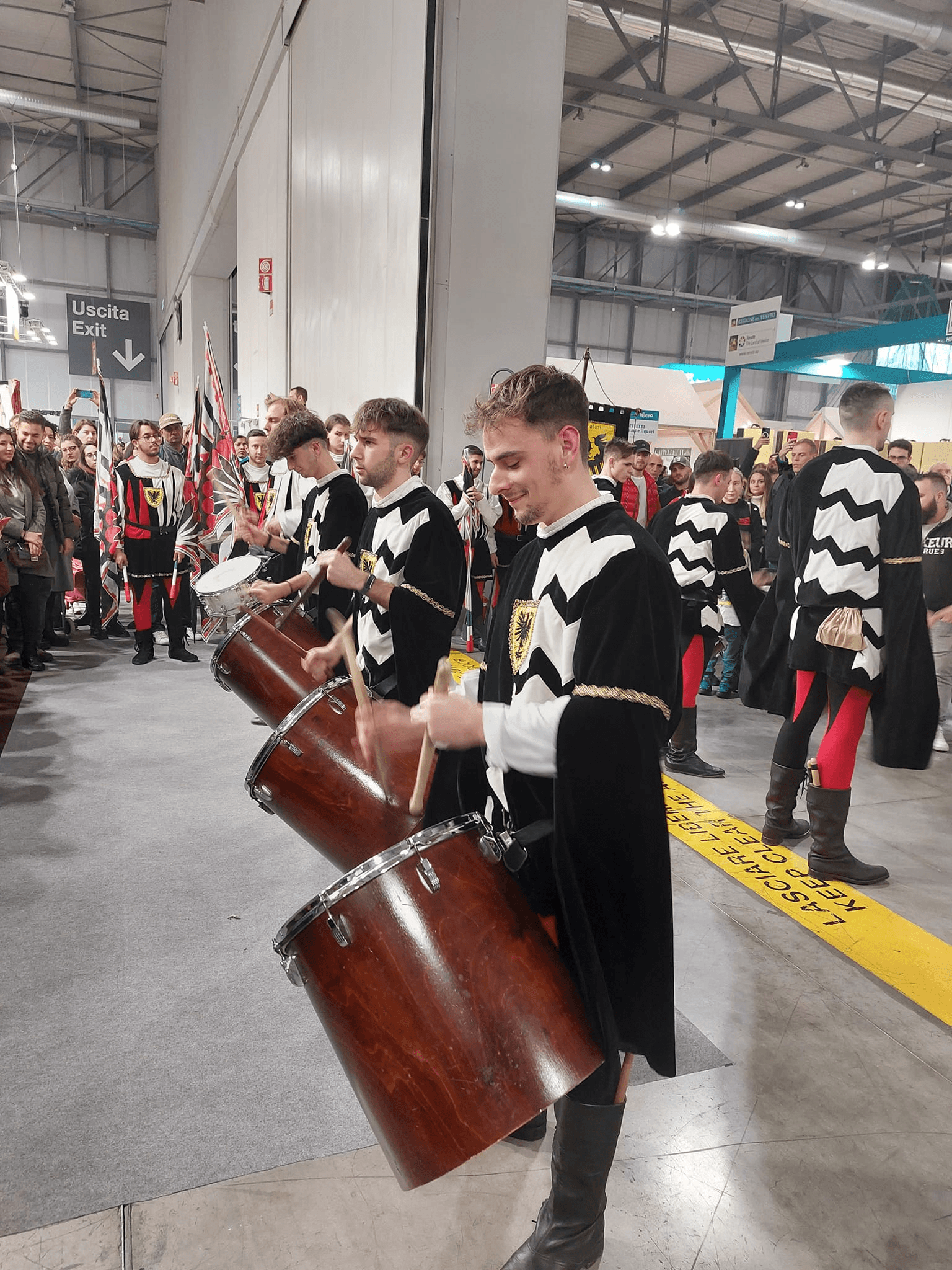 318298214_232000605824473_7516711942230029518_n